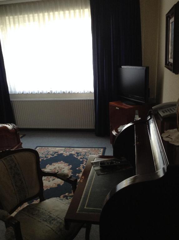 Hotel Zum Stresemann Gottingen Bagian luar foto