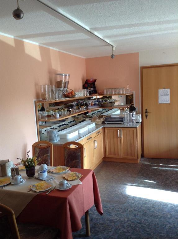Hotel Zum Stresemann Gottingen Bagian luar foto
